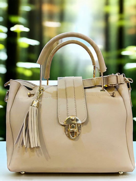"Luxe Lock 5-in-1 pink structured tote handbag set from VIBE ELAN, featuring elegant gold hardware, multiple bag sizes, and versatile designs for everyday and formal use."